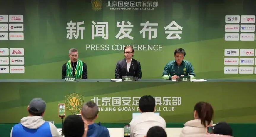 包含英超集结日走向成谜，北京国安造点机会，信心回归，赛季目标并未改变的词条