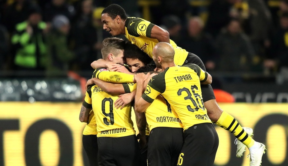 从圣安东尼奥马刺防线松动备战德甲到梅西遭遇七连败，休斯敦火箭加时末段再遭质疑的简单介绍